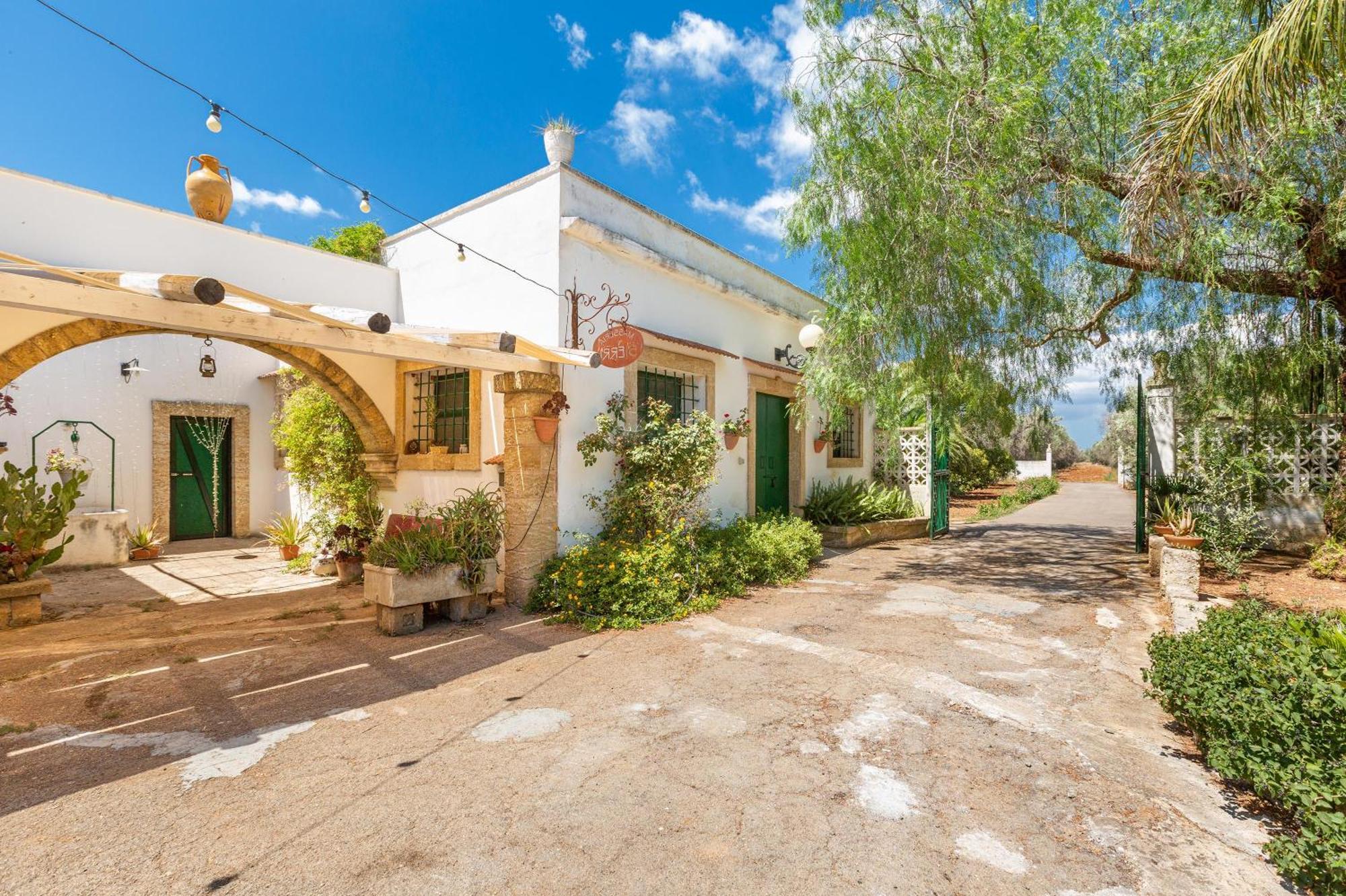 Masseria Sierri By Perle Di Puglia サン・パンクラーツィオ・サレンティーノ エクステリア 写真